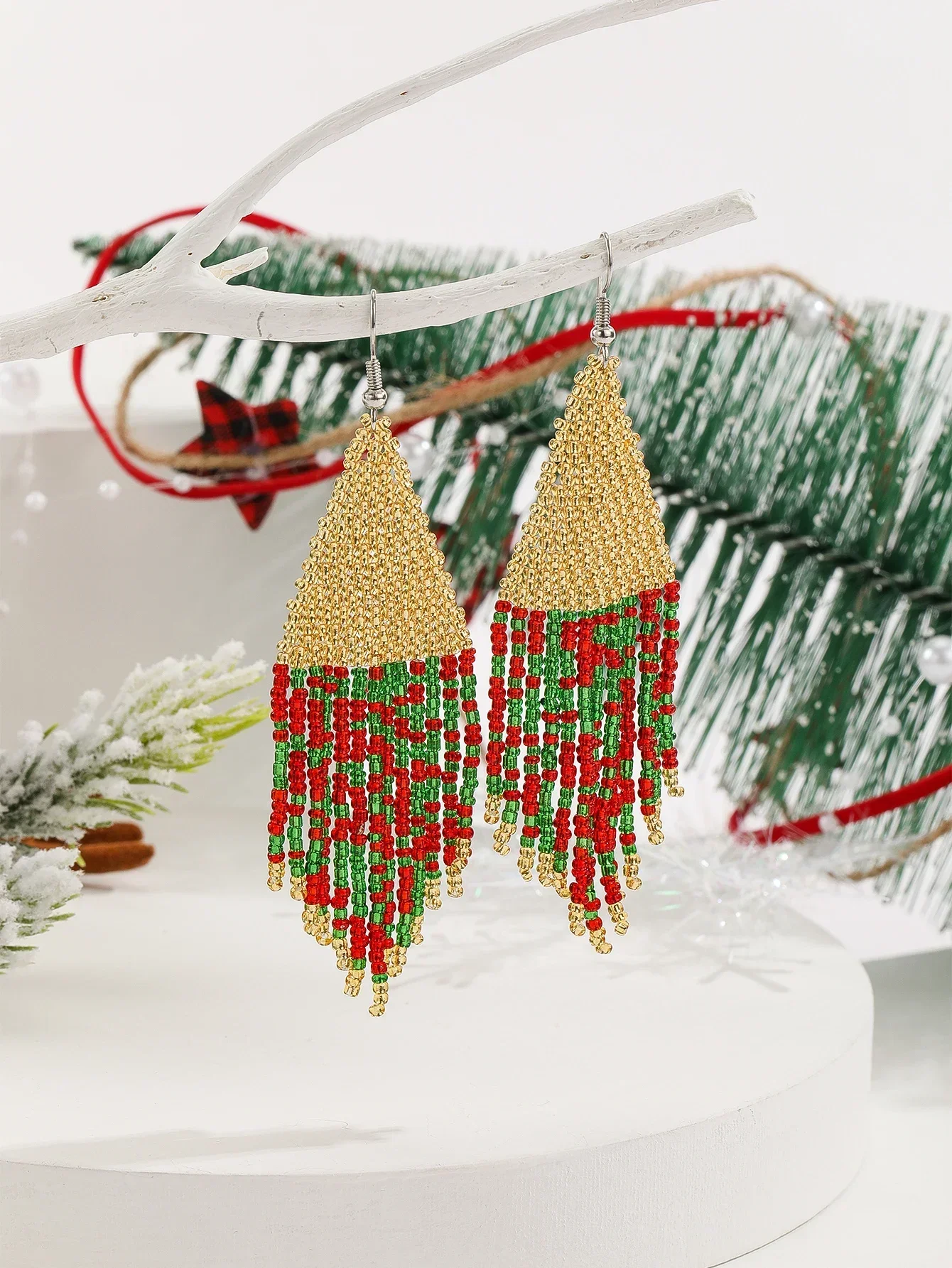 

Fringed earrings Hand woven Retro Triangle cactus Beading Simplicity Bohemia Alloy Design Female Rice bead earrings