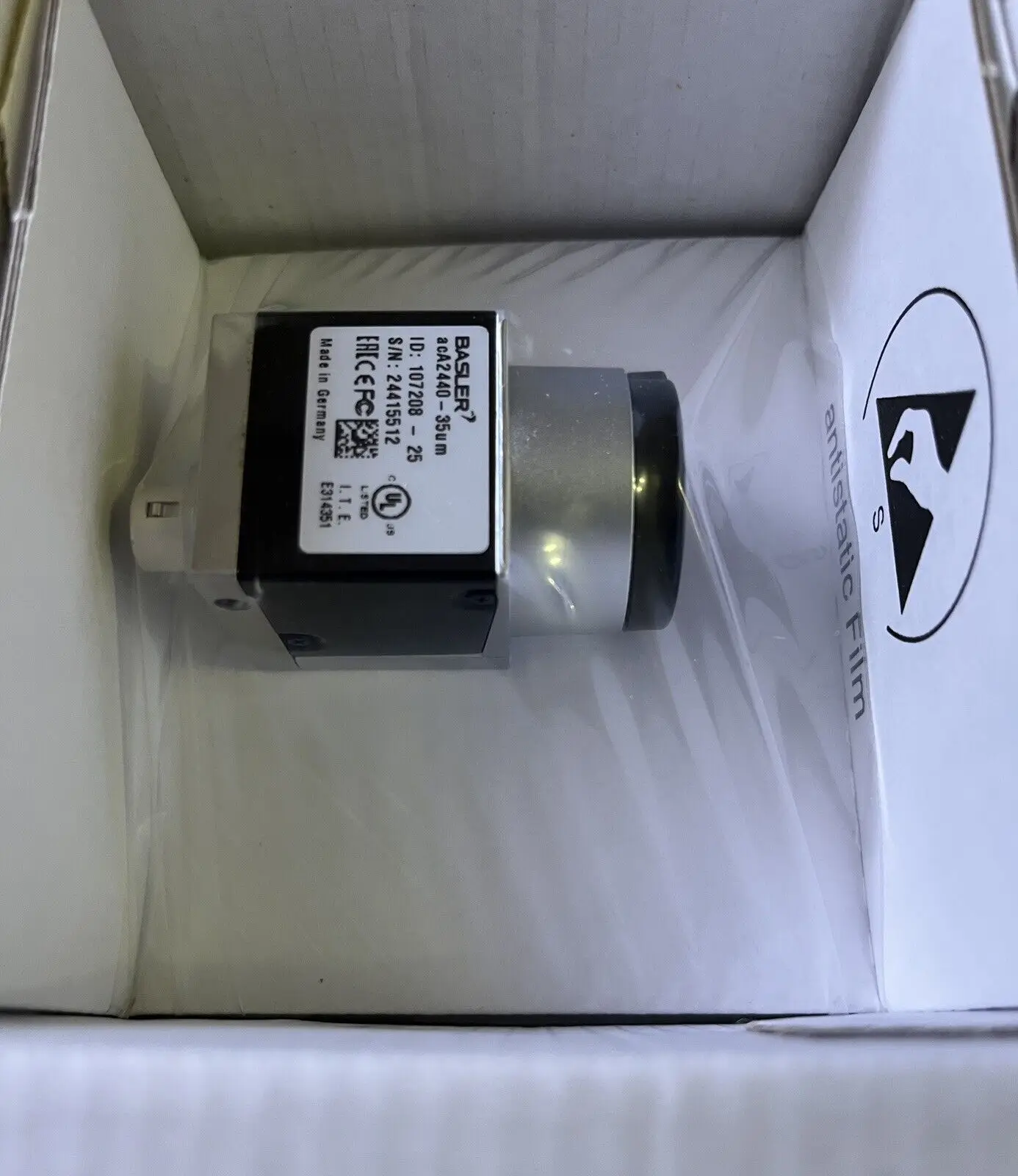 ACA2440-35um Industrial Camera Brand New Fast Shipping Via DHL