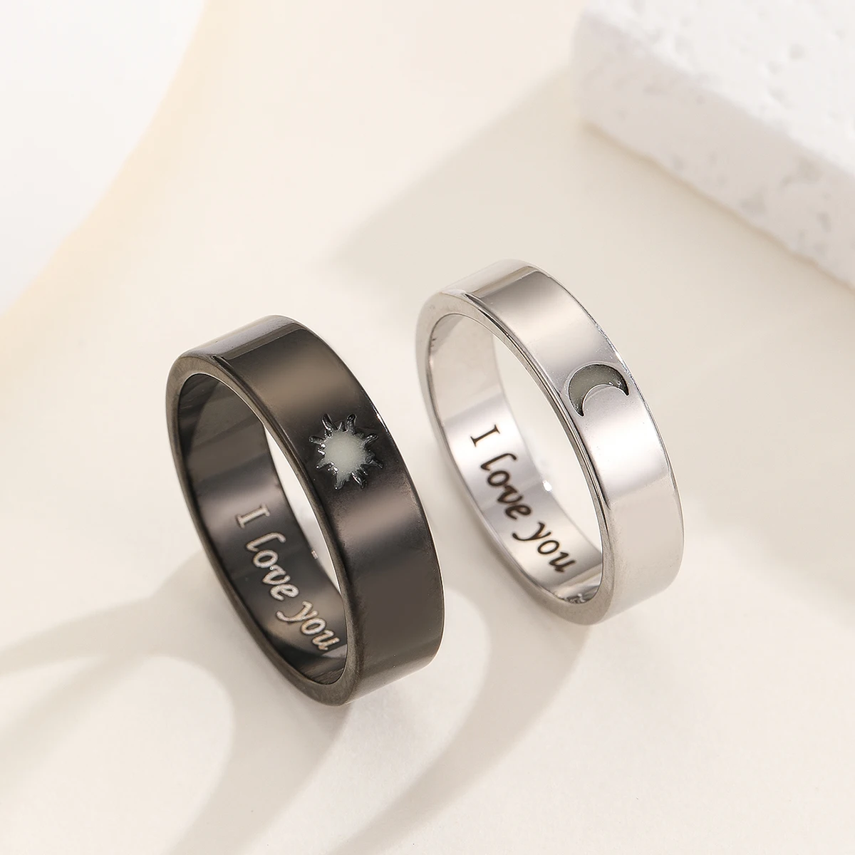 2-Piece Luminous Sun Moon Couple Rings for Women Fashion Valentine Gift Love Promise Stainless Steel Wedding Band Classic
