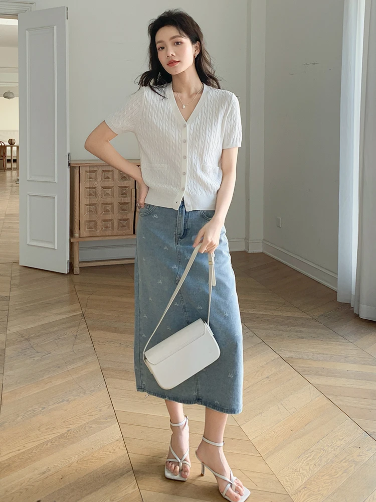 Summer Design V-Ne ort Sve Cardigan aperto Top lavorato a maglia con giunture in pizzo sottile Parte superiore del corpo slim fit bianca premium da donna