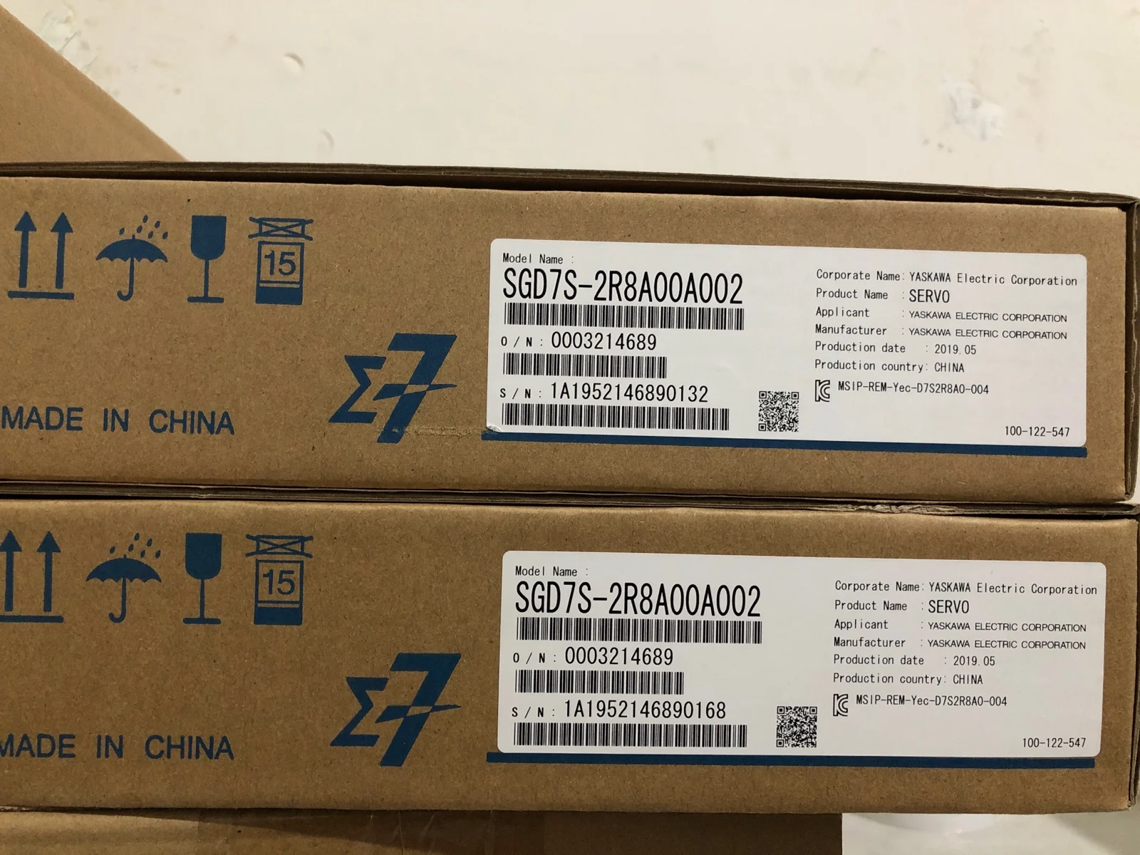

Brand new original genuine Yaskawa 7 series 400W servo driver SGD7S-2R8A00A002 in stock