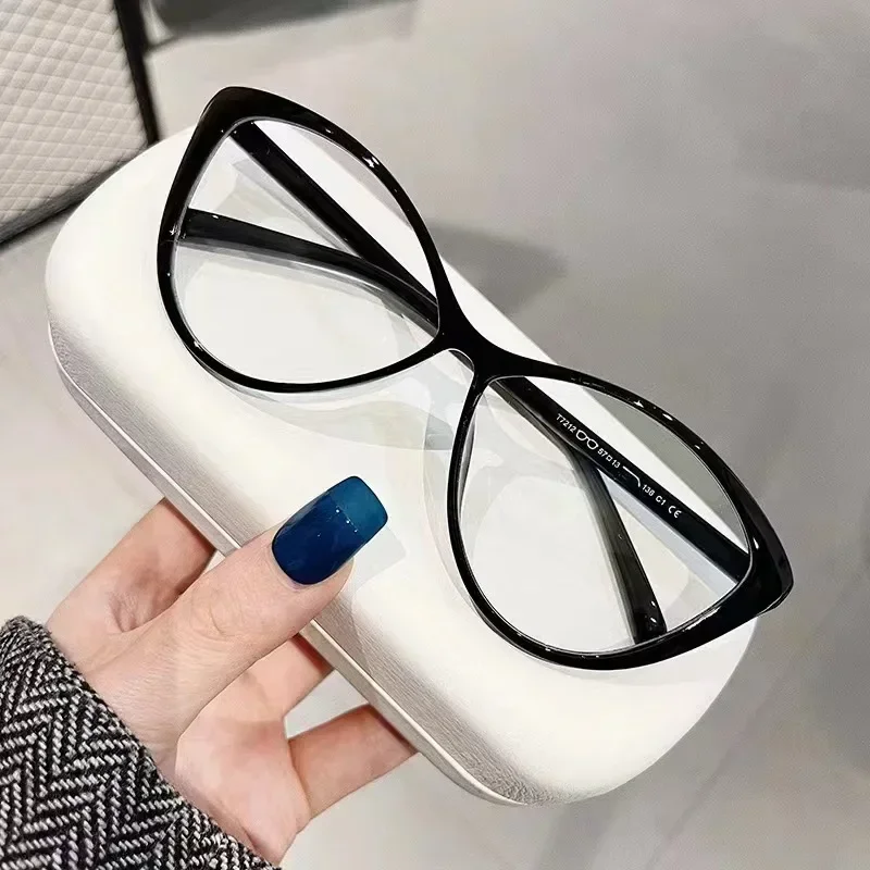 New Cat Eye Triangle Frame Anti-Blue Light Eyewear Classic Men Women Myopia Glasses Retro Transparent Eyeglasses 0 to -4.0