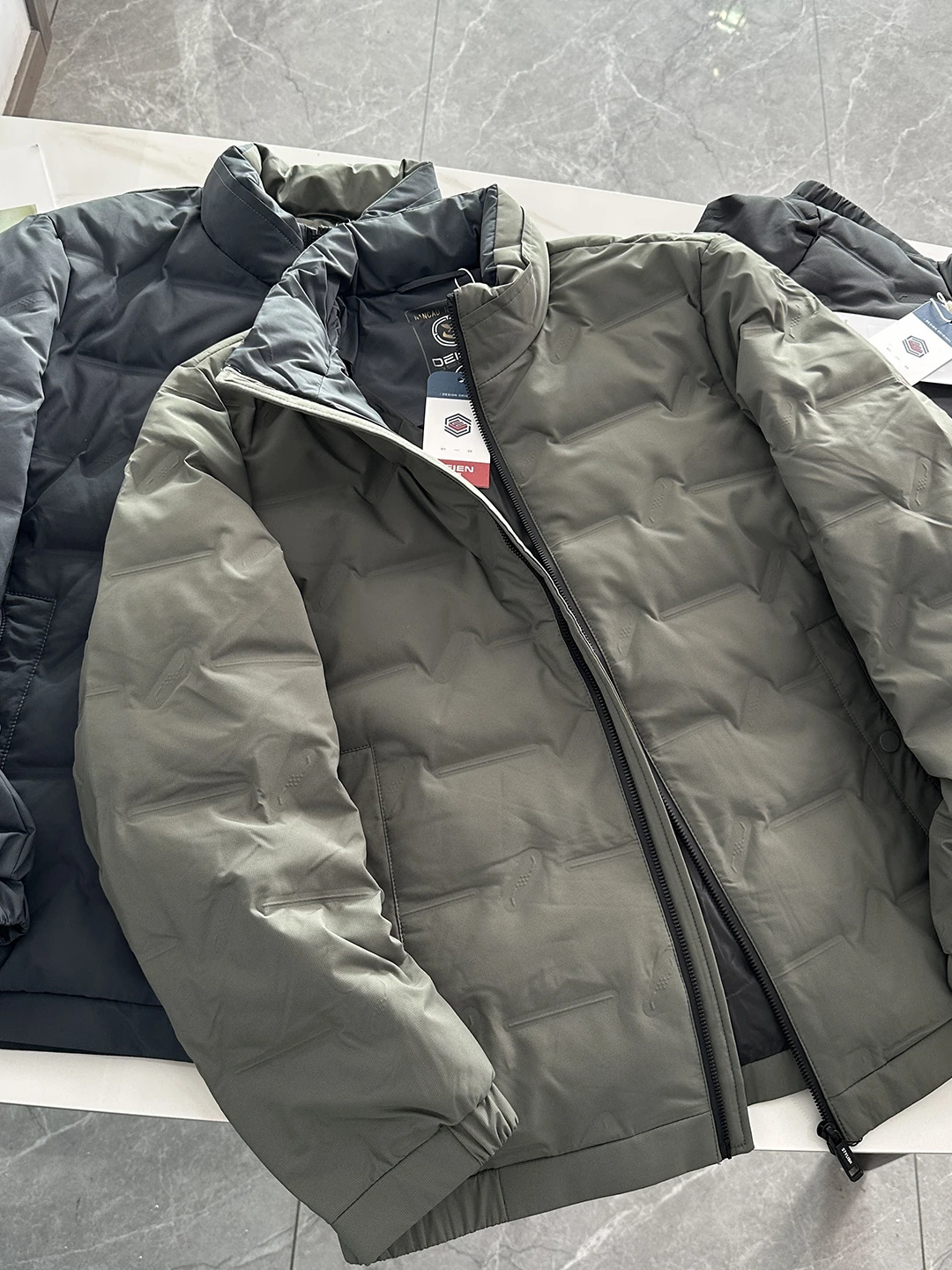 

Men's down Jaet Stand Collar Du Feather Warm Windproof Busin Sle Thiened Polyester Fiber Ci Casual Autumn Winter...