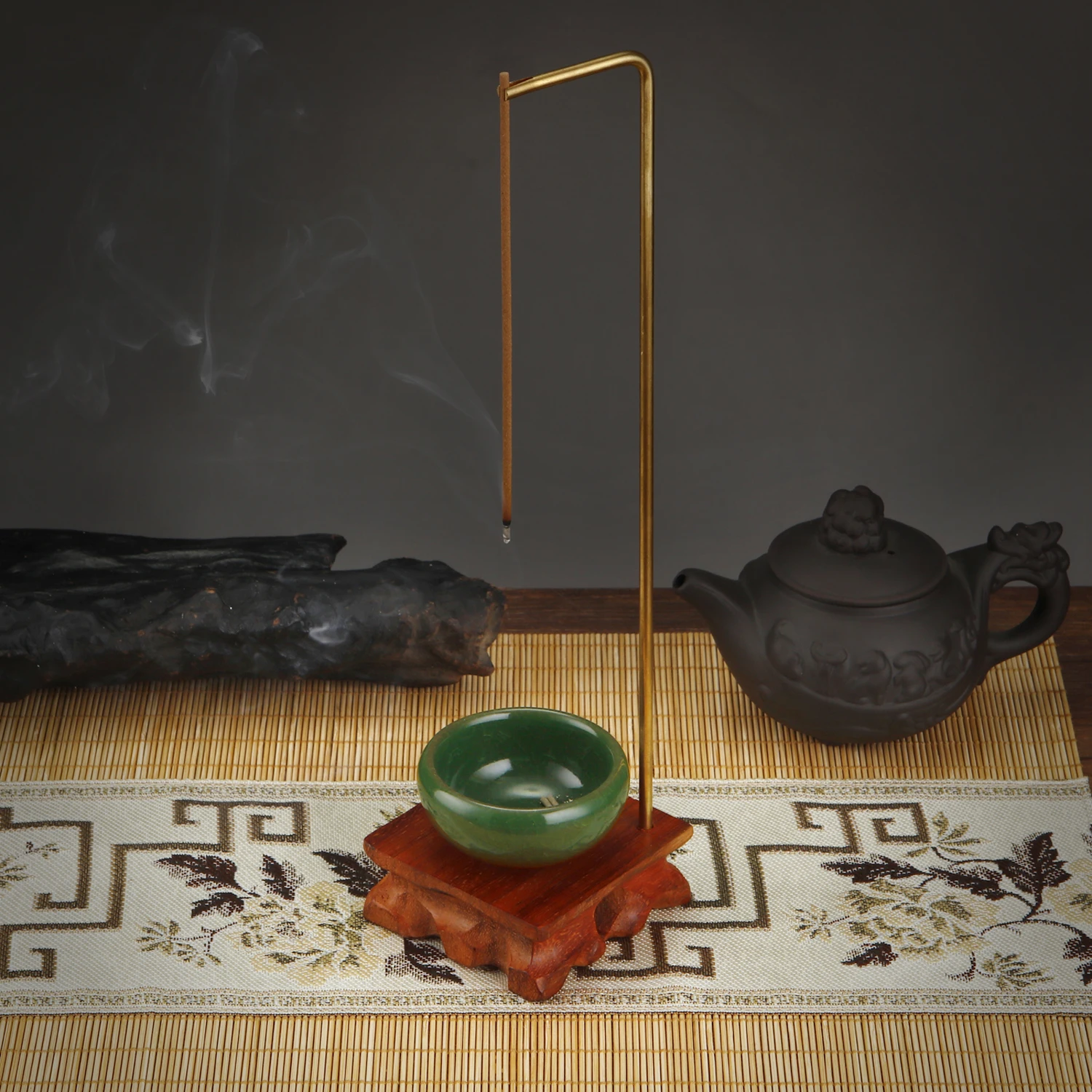 

Creative Wooden Incense Burner Smoke Backflow Brass Incense Holder with Ceramic Incense Tray Ash Catcher Home Decoration