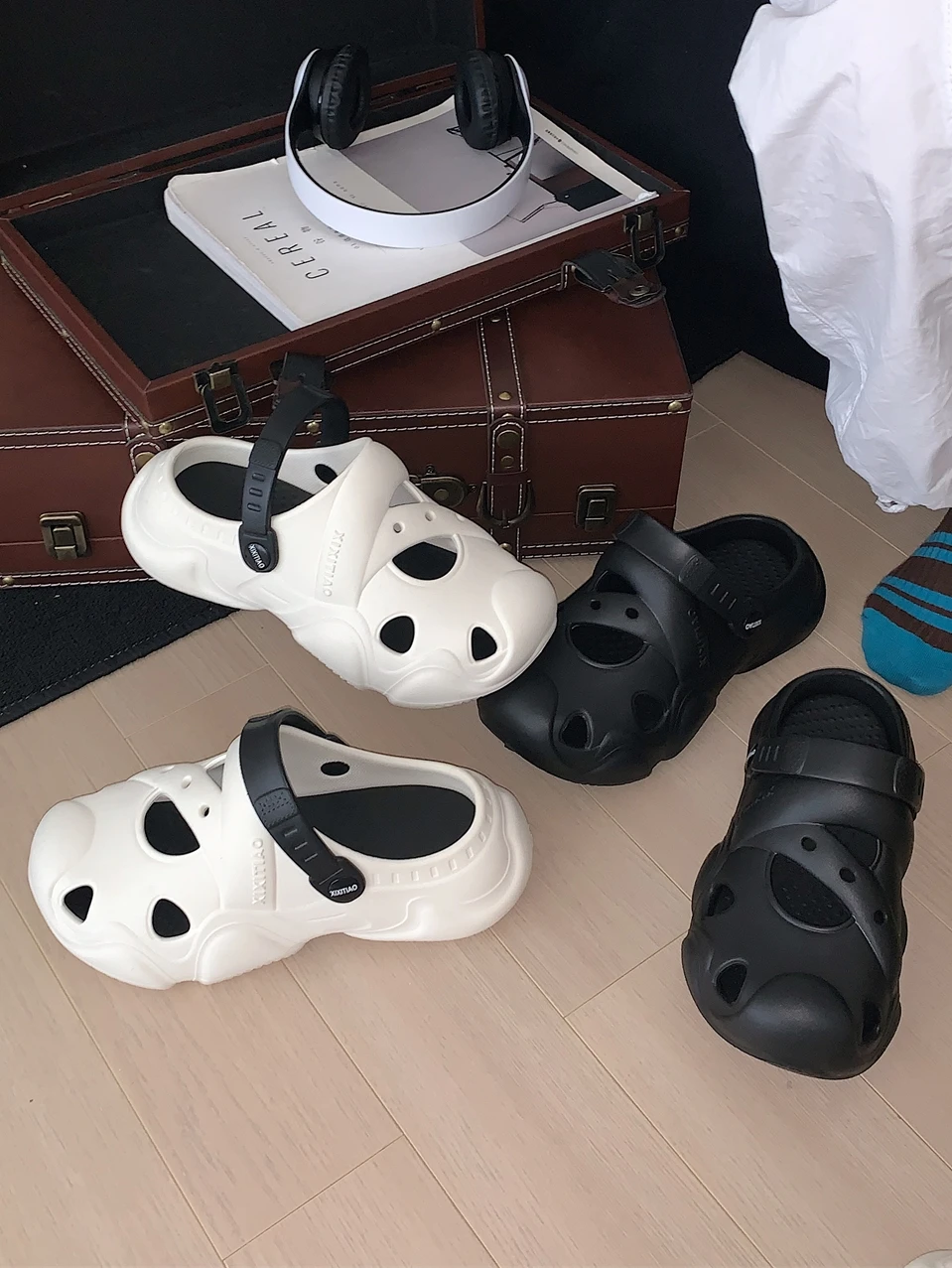 Garden Shoes Sandals Fashionable Casual Sports Slippers Tunnel Shoes Men And Women 2024 Summer Wearing Sandals