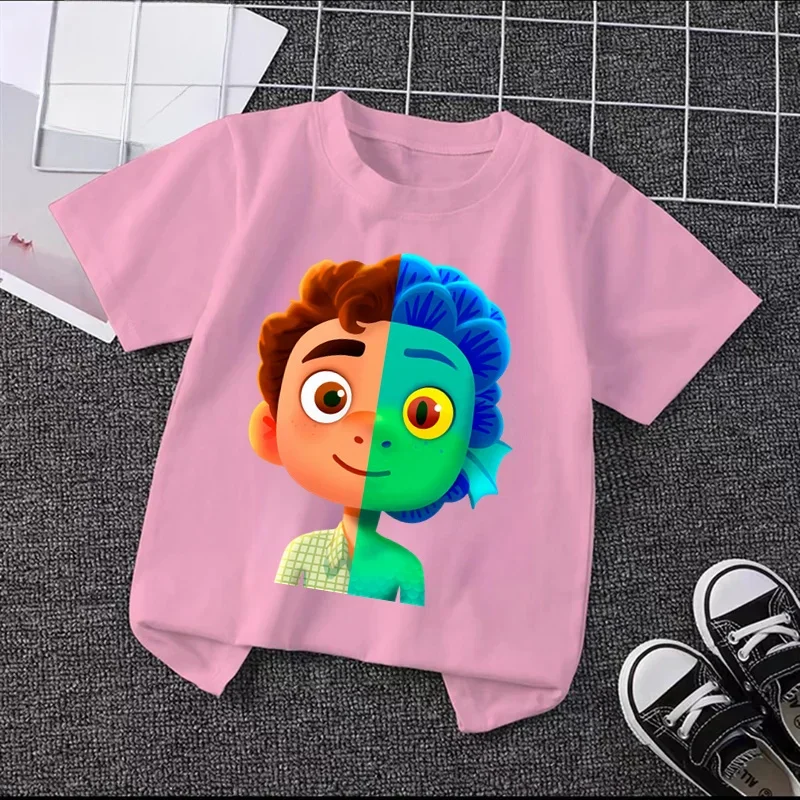 ΠΡΠ°ΡΠΎΠ²Π°ΡΠ΅Π»ΡΠ½ΡΠ΅ ΡΠΎΡΡΡ Disney Luca 2024 Π³ΠΎΠ΄Π° β ΡΡΡΠ±ΠΎΠ»ΠΊΠ° Ρ ΠΌΠΈΠ»ΡΠΌ ΠΌΡΠ»ΡΡΡΡΠ½ΡΠΌ ΠΈΠ³ΡΠΎΠ²ΡΠΌ ΠΏΡΠΈΠ½ΡΠΎΠΌ Π΄Π»Ρ Π΄Π΅ΡΠ΅ΠΉ, ΠΈΠ΄Π΅Π°Π»ΡΠ½ΠΎ ΠΏΠΎΠ΄Ρ
ΠΎΠ΄ΠΈΡ Π΄Π»Ρ Π²Π΅ΡΠ΅Π»ΡΡ
Π΄Π½Π΅ΠΉ ΠΌΠ°Π»ΡΡΠΈΠΊΠΎΠ² ΠΈ Π΄Π΅Π²ΠΎΡΠ΅ΠΊ ΠΡΠ°ΡΠΎΠ²Π°ΡΠ΅Π»ΡΠ½ΡΠ΅ ΡΠΎΡΡΡ Disney Luca 2024 Π³ΠΎΠ΄Π° β ΡΡΡΠ±ΠΎΠ»ΠΊΠ° Ρ ΠΌΠΈΠ»ΡΠΌ ΠΌΡΠ»ΡΡΡΡΠ½ΡΠΌ ΠΈΠ³ΡΠΎΠ²ΡΠΌ ΠΏΡΠΈΠ½ΡΠΎΠΌ Π΄Π»Ρ Π΄Π΅ΡΠ΅ΠΉ, ΠΈΠ΄Π΅Π°Π»ΡΠ½ΠΎ ΠΏΠΎΠ΄Ρ
ΠΎΠ΄ΠΈΡ Π΄Π»Ρ Π²Π΅ΡΠ΅Π»ΡΡ
Π΄Π½Π΅ΠΉ ΠΌΠ°Π»ΡΡΠΈΠΊΠΎΠ² ΠΈ Π΄Π΅Π²ΠΎΡΠ΅ΠΊ