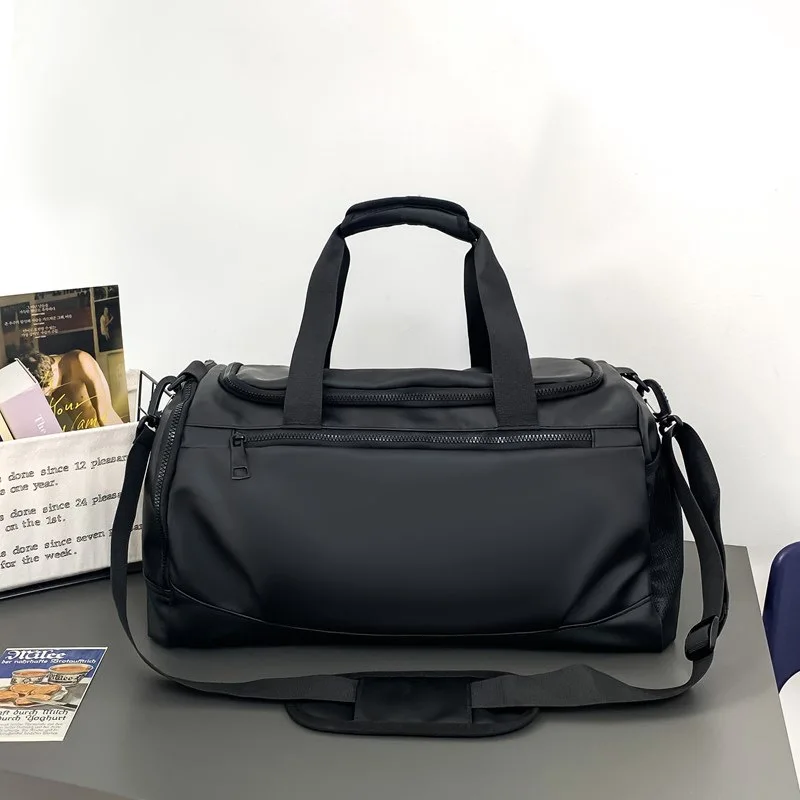 The new travel bag is stylish, simple, large-capacity and dry-wet separation fitness bag with shoe compartment commuter handbag.