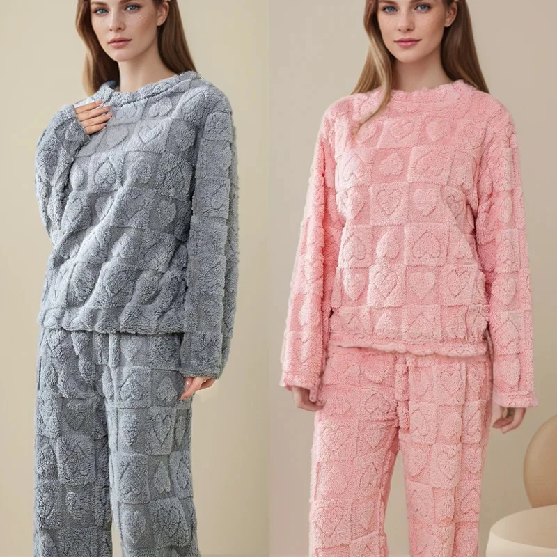 

Плотная и теплая одежда для сна из кораллового флиса для женщин взимку. Подходит для ношения свободной домашней одежды. Женские пижамы. Домашняя одежда.