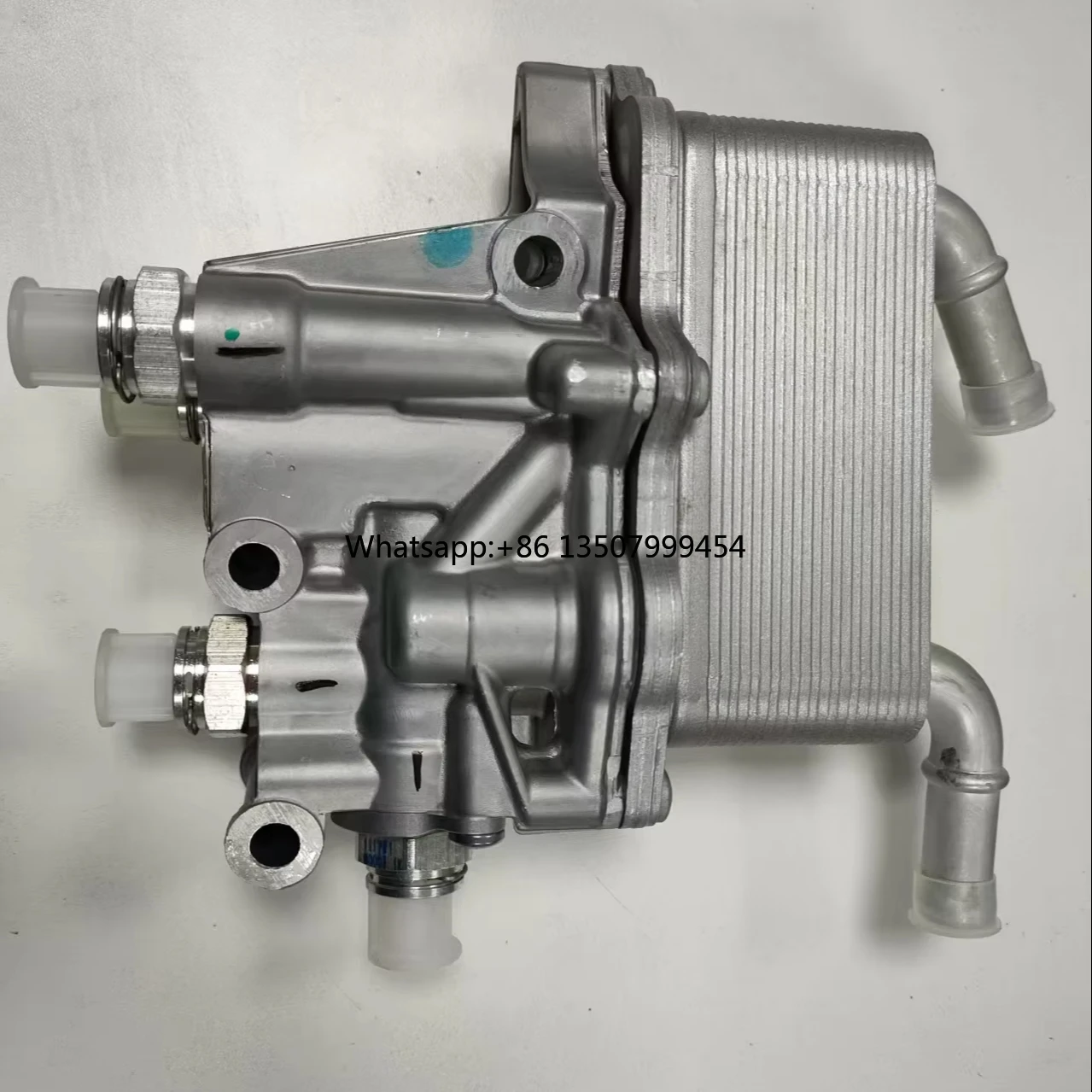 Applicable to  JL 2019-2023 gearbox cooler radiator.