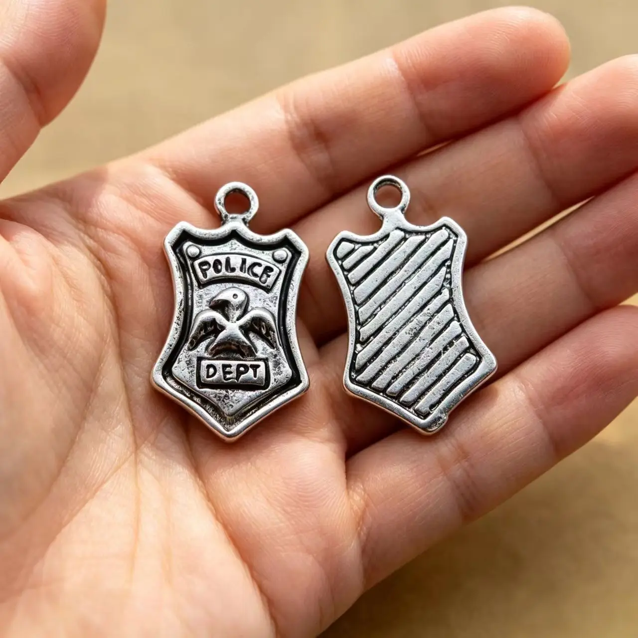 15pcs/Lot 12x22mm Antique Silver Color Police Badge Charms Pendant For Jewelry Making DIY Jewelry Findings