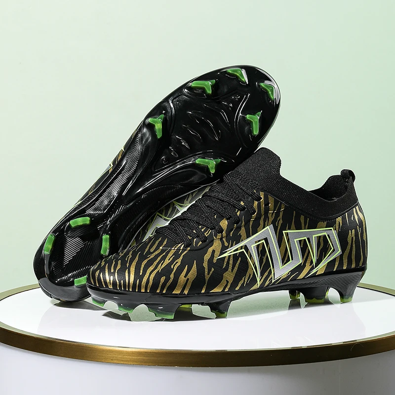 

2025 Football Shoes Men Professional Football Field Boots Women Indoor Football Shoes FG Original Soccer Shoes Society Cleats Sn