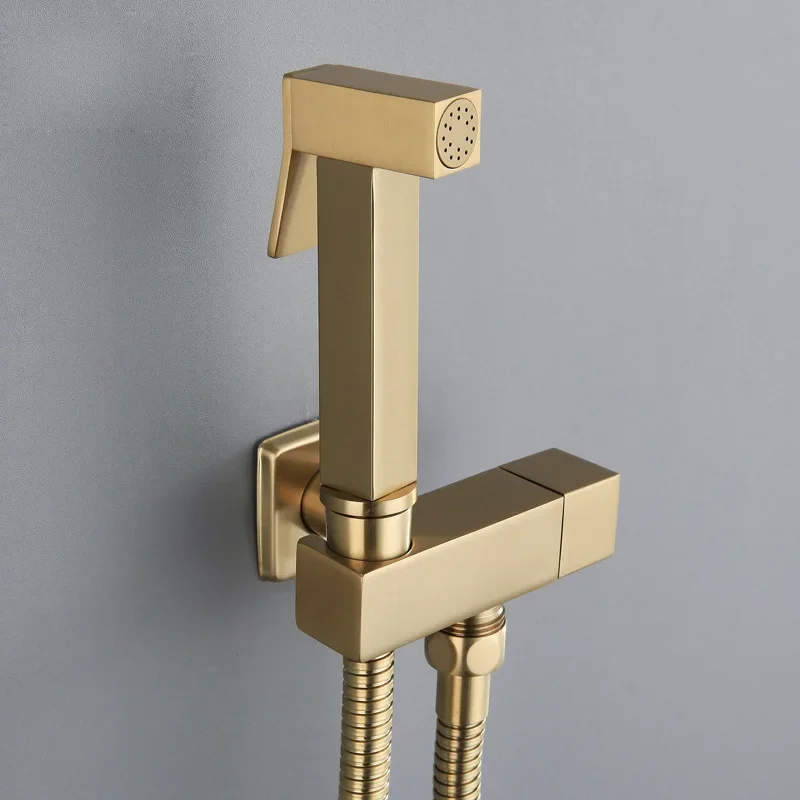 

Brass Bidet Faucet Gold Handheld Toilet Bidet Sprayer Hygienic Shower Toilet Faucets Single Cold Water Tap Self Cleaning