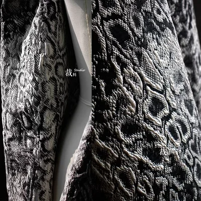 

1yard Snake pattern double-sided jacquard 3d fold texture thick fabric coat silhouette clothing designer fabric for patchwork