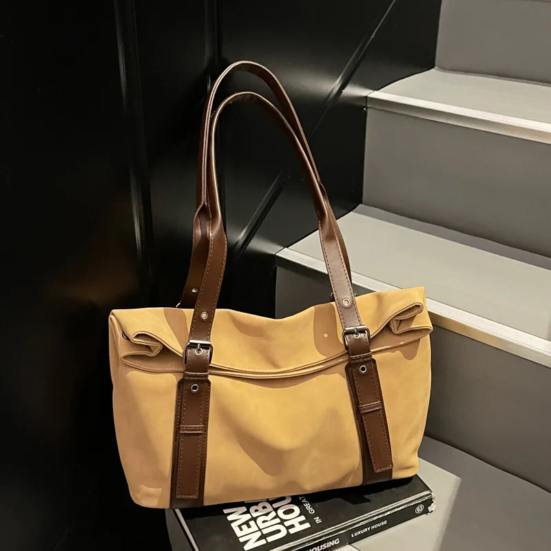 

2025 Vintage Commuter Tote Bag, Spacious Underarm Purse for Women, Soft Leather Shoulder Crossbody, Lazy Day-to-Night Bag