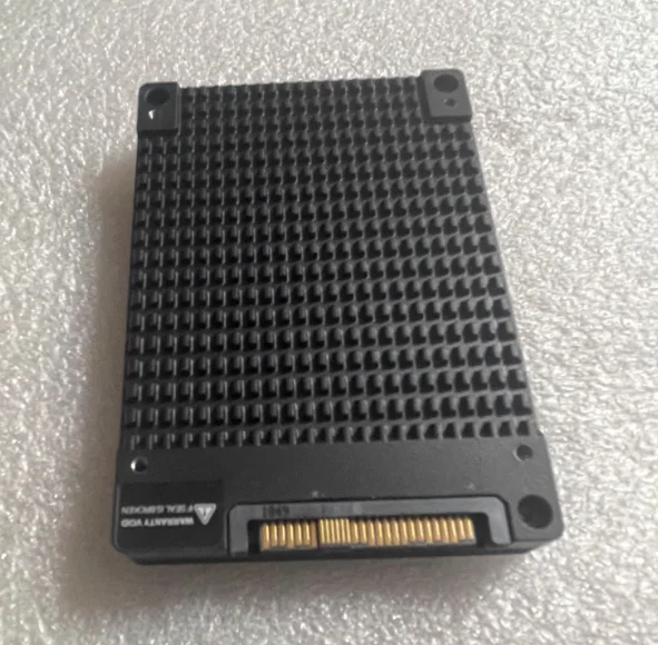 

For Huawei ES3500SV5 960GB SAS 12G 2.5 Solid State Drive ES3500S V5 960G 03032WFH 02312FRC HWE52SS3960L002N