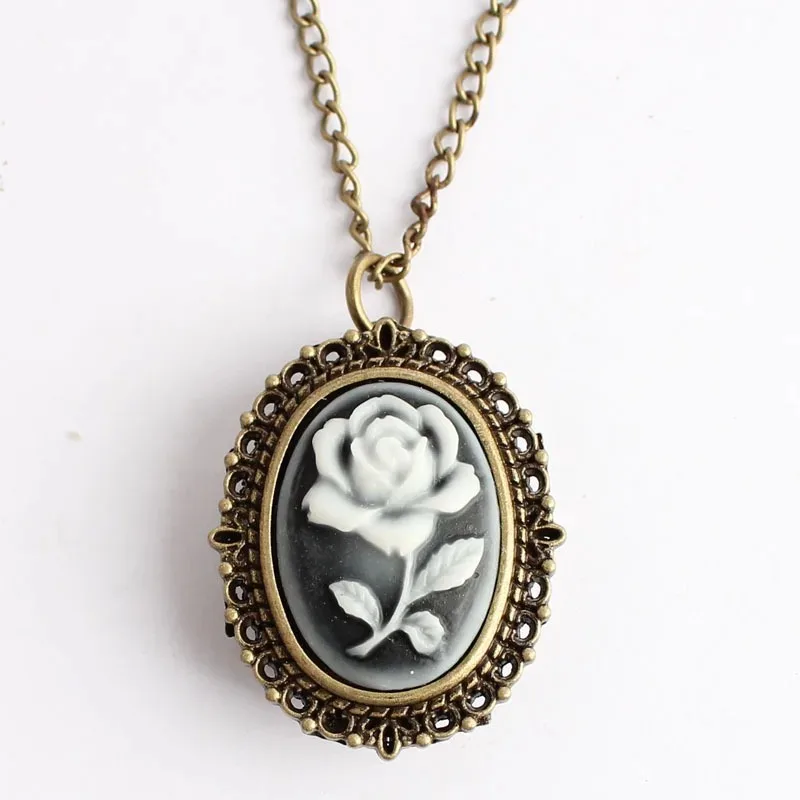 앤티크 양각 로즈 플랩 포켓 시계 빈티지 참 Steampunk 쿼츠 포켓 FOB 시계 여성용 Reloj De Madera