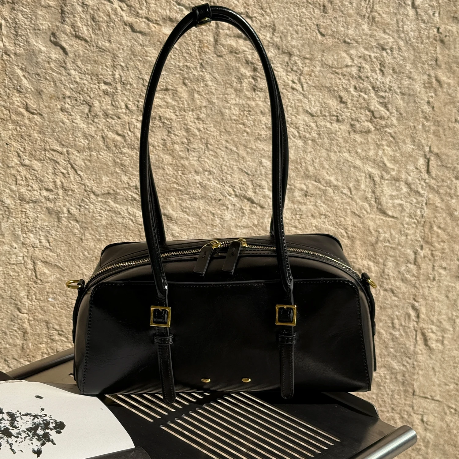Luxury Suede Single Shoulder Bag for Women French Designer Retro Underarm Handbag And Wallet Stylish Vintage Fashion Accessory