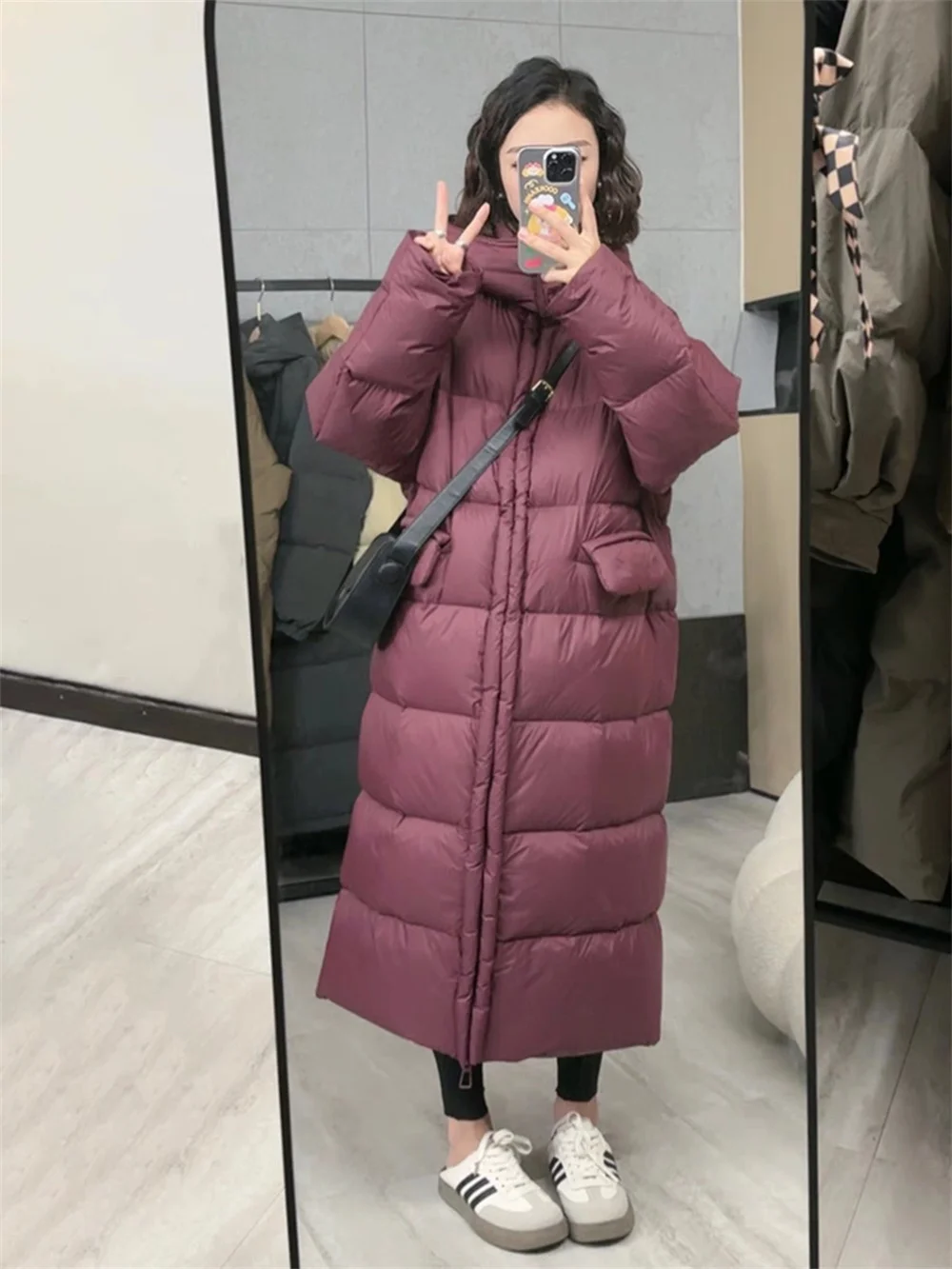 Korean Version Black Down Jacket for Women in Winter, Fashionable and Trendy Small Stature, Simple Long Jacket, 2023