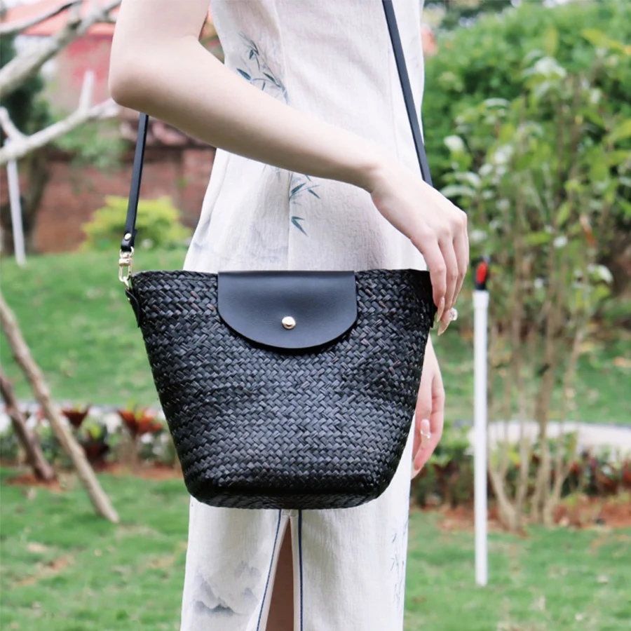 

Women's Natural Rattan Handwoven Straw Handbag Summer Bohemia Daily Travel Casual Clutch Beach Bag Black Straw Shoulder Bags Sac