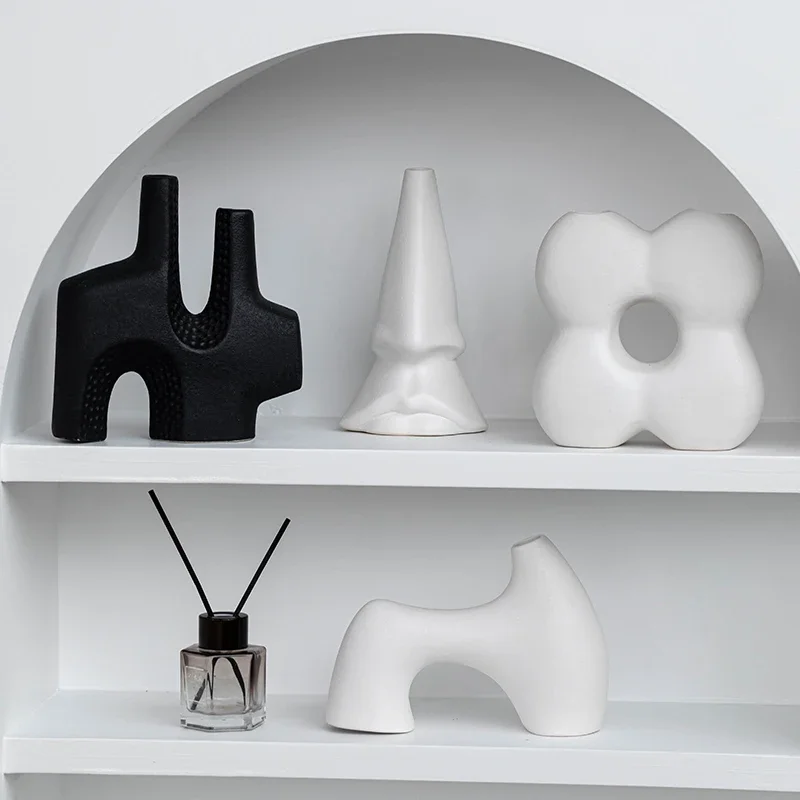 

Nordic Decoration Home Flower Vase Black and White Art Ceramic Vase Minimalism Dried Flower Arrangement Accessories B&B Ornament