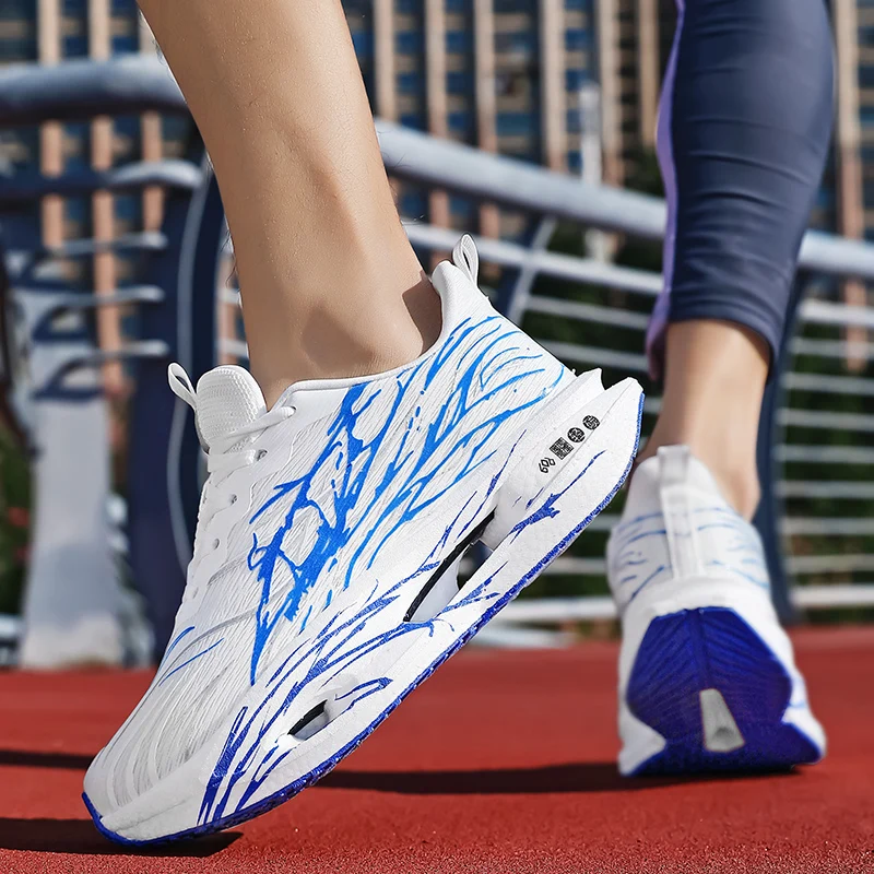 

Men's Carbon Plate Running Shoes, Breathable Mesh, Cushioned Non-slip Athletic Sneakers for Marathon Training