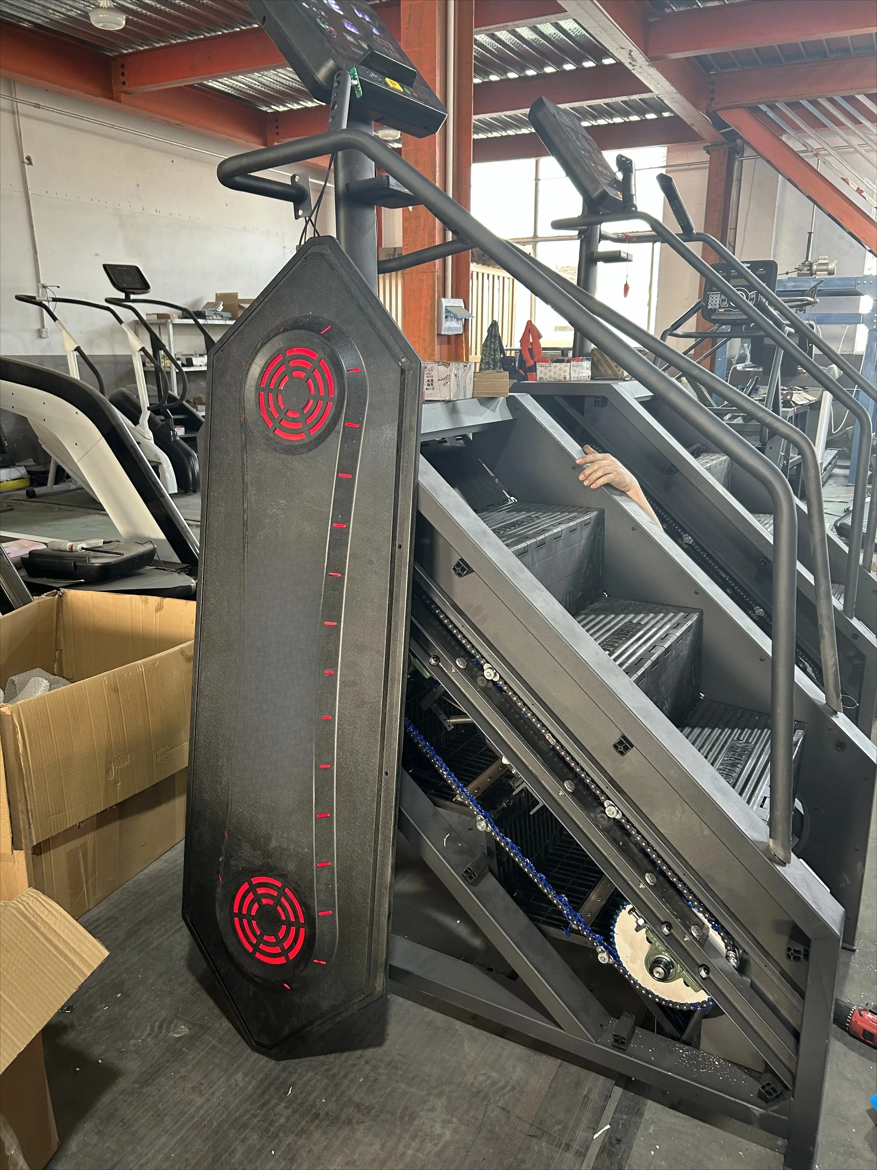 Equipo de gimnasio maestro de escaleras de Fitness cruzado, máquina de escalada escalonada de escaleras comercial, máquina de subir escaleras Stairmaster