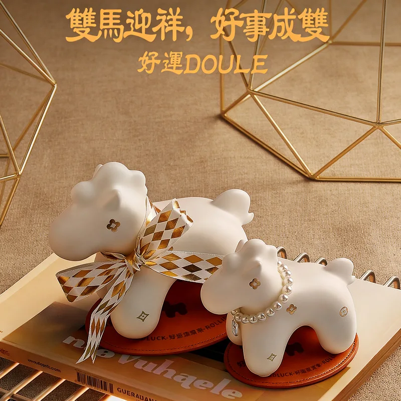 Jingdezhen Zodiac Horse Statue,Chinese Trendy Ornament for 2026,New Year Good Luck Gift,Ceramic Animal Figurine,Auspicious Decor
