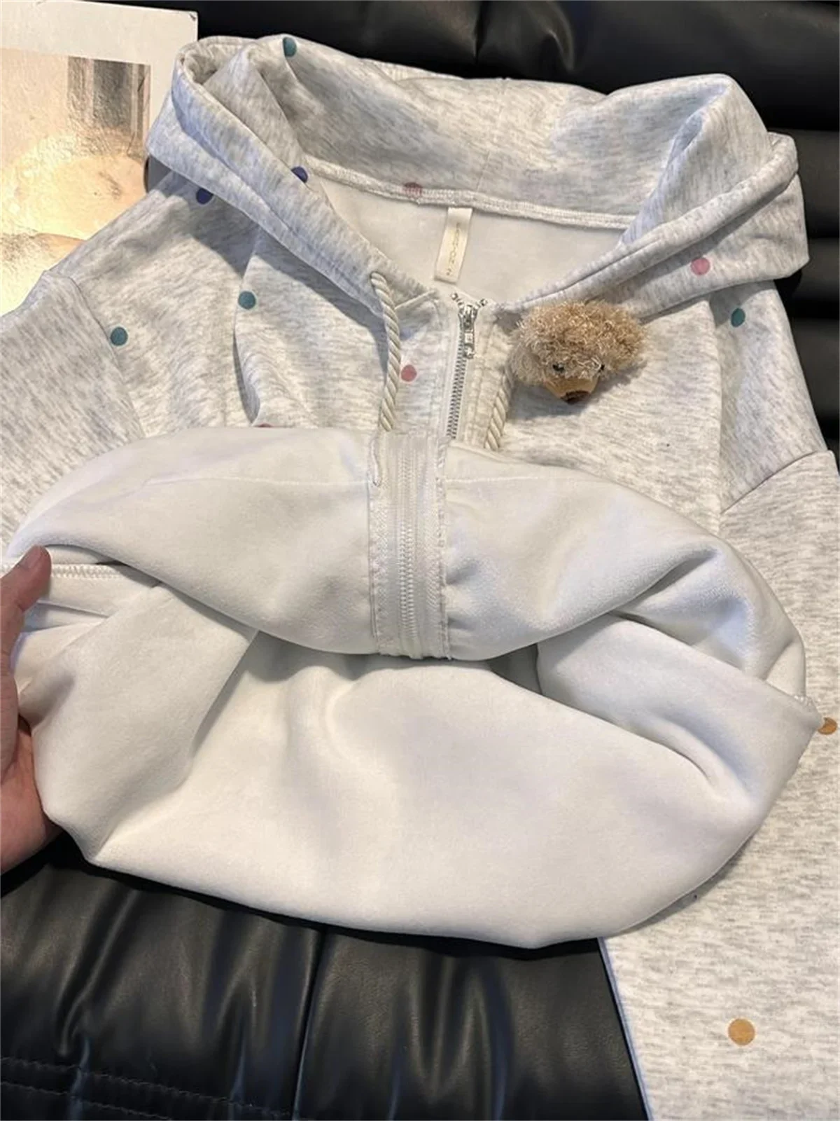 الدب الصغير اللون نقطة مقنعين الربيع والخريف الرجعية بلون زمم بلوزات المتضخم Harajuku طويلة الأكمام مقنعين