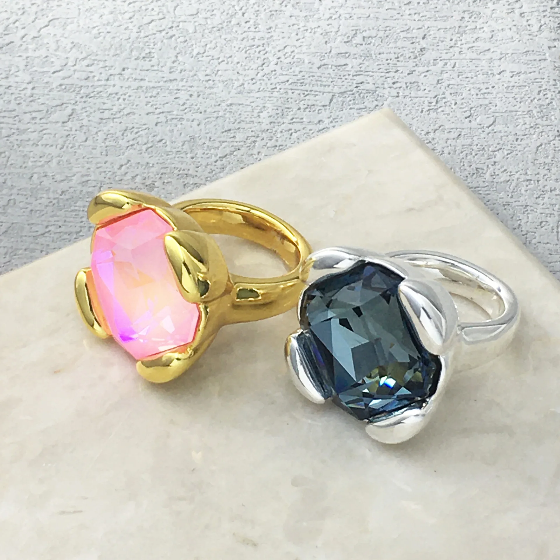 Unode 50 Square Large Blue Pink Crystal Ring Jewelry Fashion jewelry wholesale