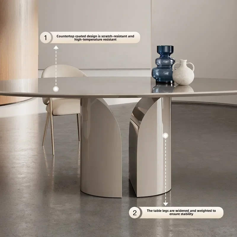 Table à manger de forme spéciale goutte d'eau, table à manger minimaliste, maison moderne, lumière simple, luxe, grand appartement haut de gamme