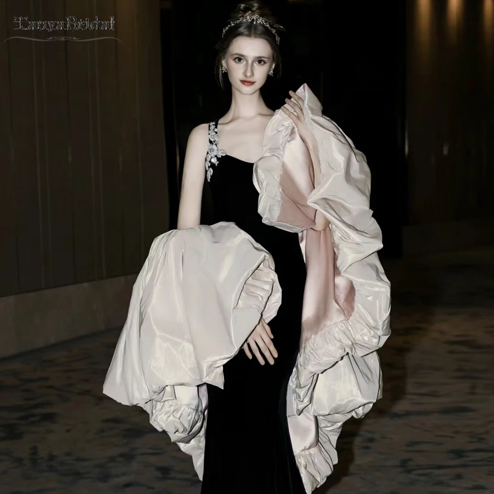 

Satin Wedding Cape Short Puffy Charming Bridal Shurg ,Fashion Evening Bolero Chic DJ349