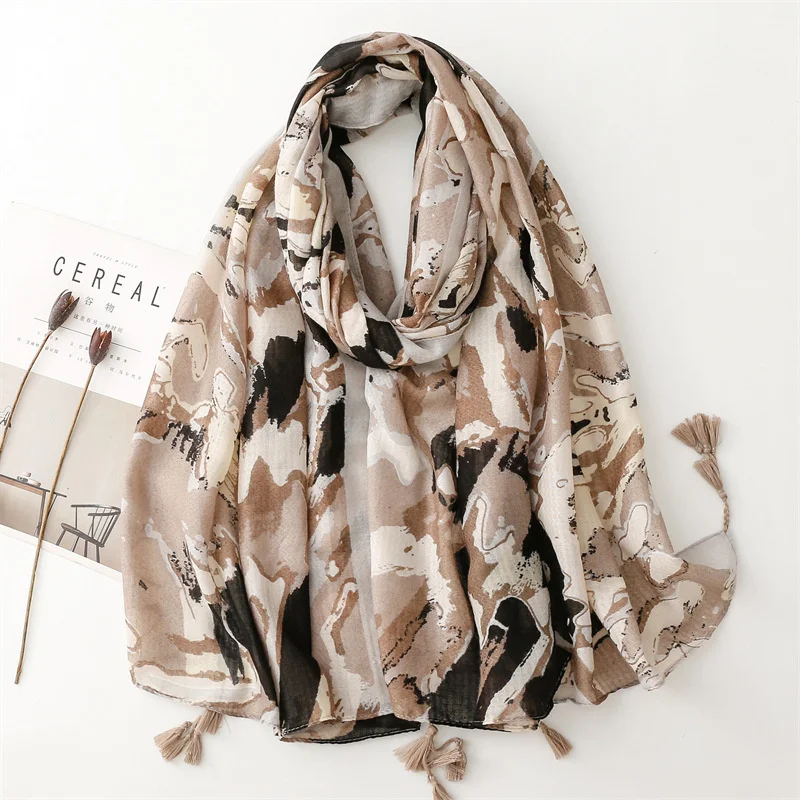 Low-key luxury fashion design cotton and linen texture scarf comfortable and soft printed design tassel shawl for women