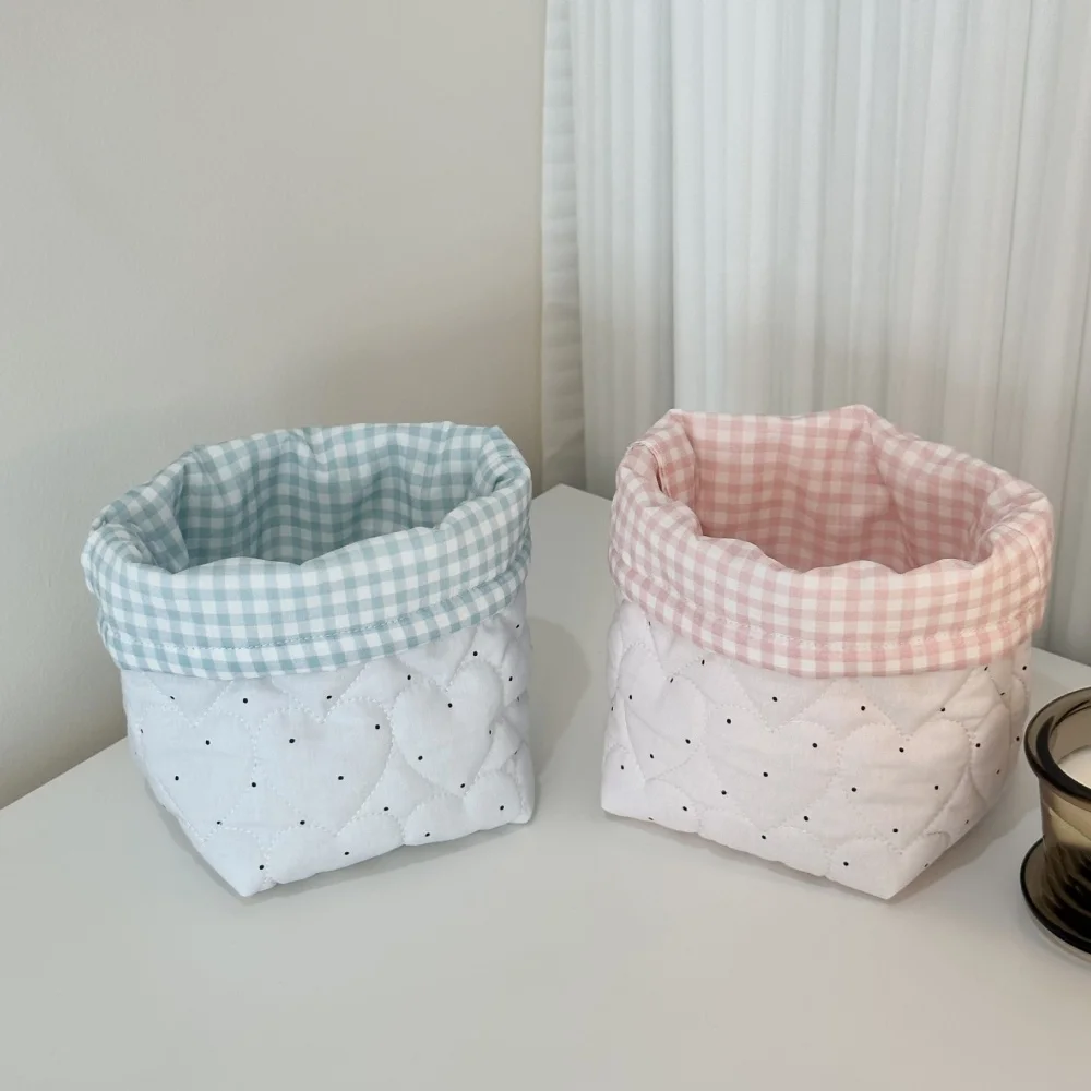 Polka-Dot Heart-Shaped Quilted Handmade Foldable Desktop Storage Box for Home Decor and Cosmetics