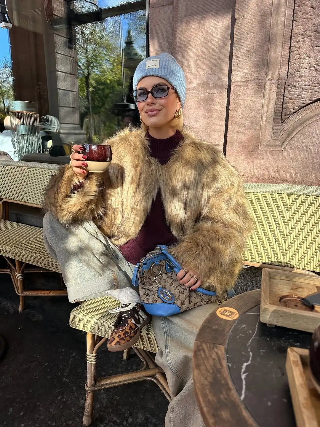 سترة نسائية من الفرو الصناعي من القطيفة برقبة دائرية وأكمام طويلة سترات قصيرة فضفاضة منفوشة للنساء ملابس خارجية للشتاء للتنقل اليومي في الشارع #5