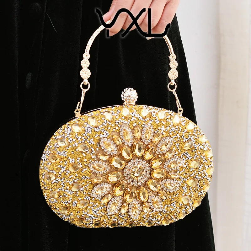 Alirattan 2026 New Flower Rhinestones Evening Bags Metal Prom Clutch Diamonds Clutch Chain Shoulder Handbags