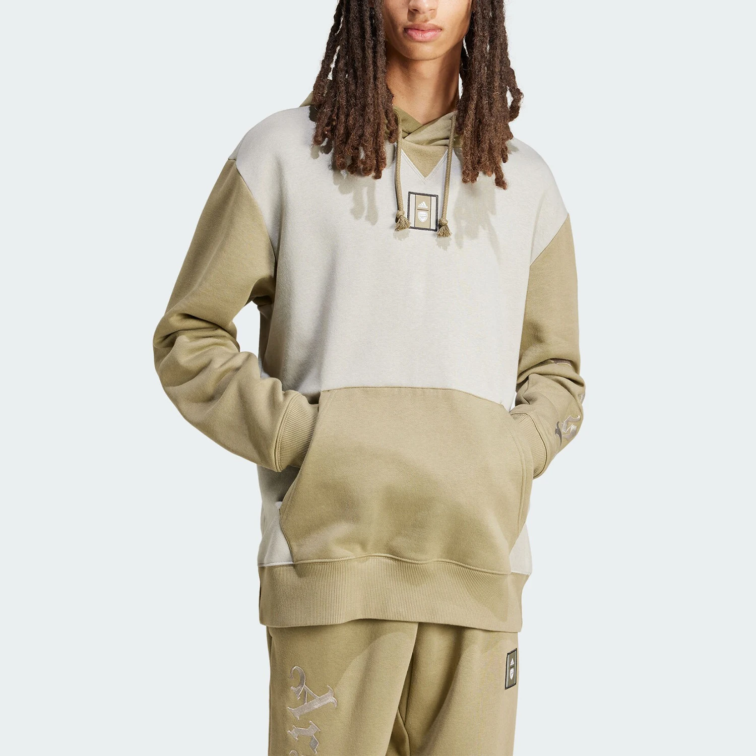 

Adidas genuine Arsenal Men's Football Hooded Sweatshirt IT4112