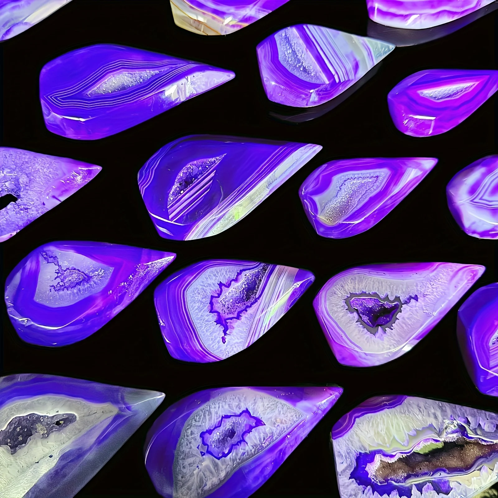 

1pc Purple Agate Ornament - Unique Patterns, Wrapped Agate for Home Decor, Holiday Gift, or Collectible, Ornament for Home Decor