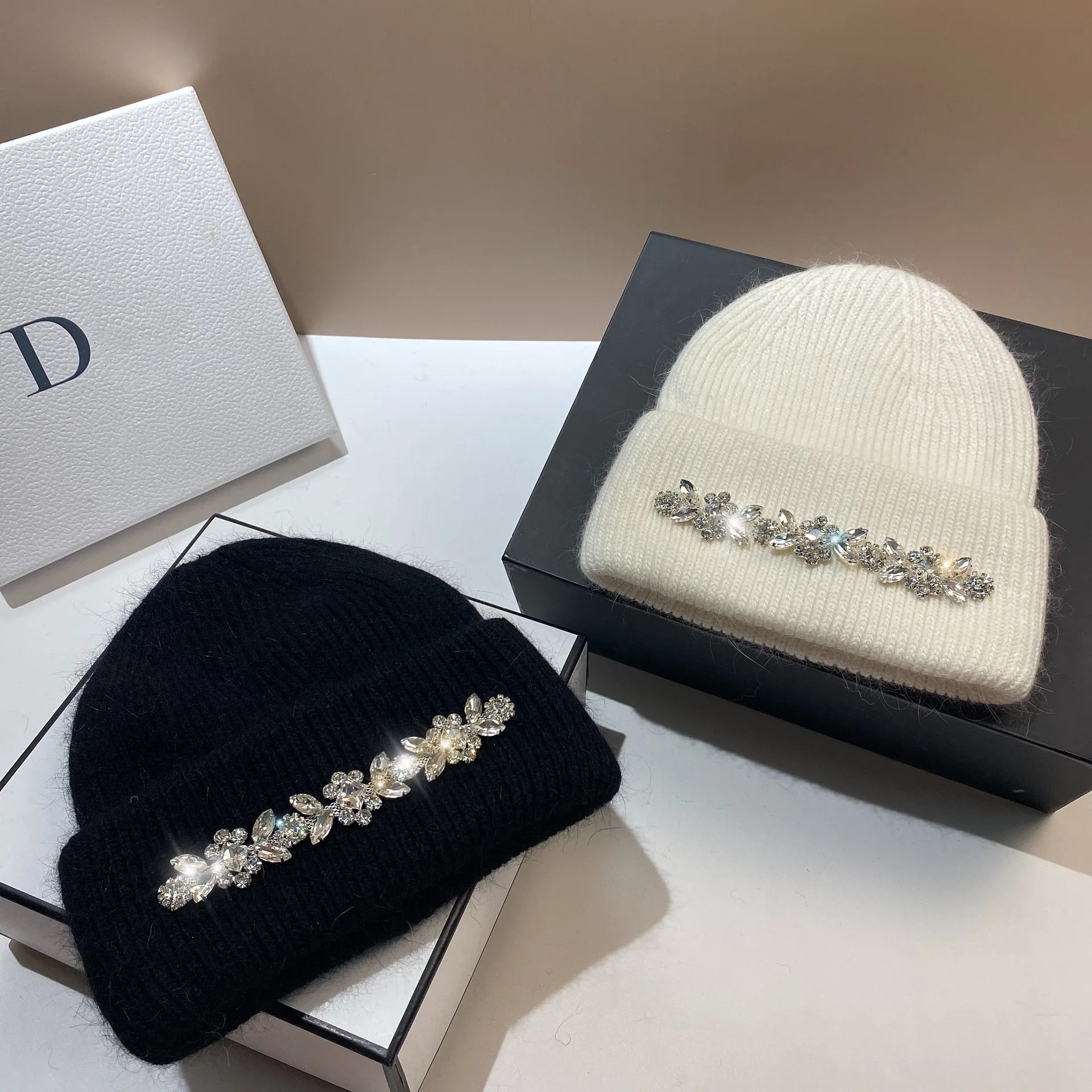 Luxury Rhinstone Real Rabbit Fur Knitted Hat Winter Warm Wool Skullies Beanies Outdoor Ear Protection Female Walking Bonnet