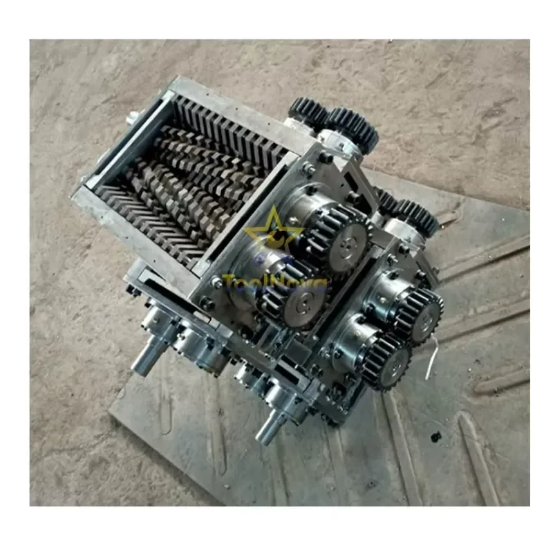 Hot Selling Small Shredder Chassis Scrap Metal Wood Domestic Waste Plastic Shredder Box Fabric Old Clothes Shredder