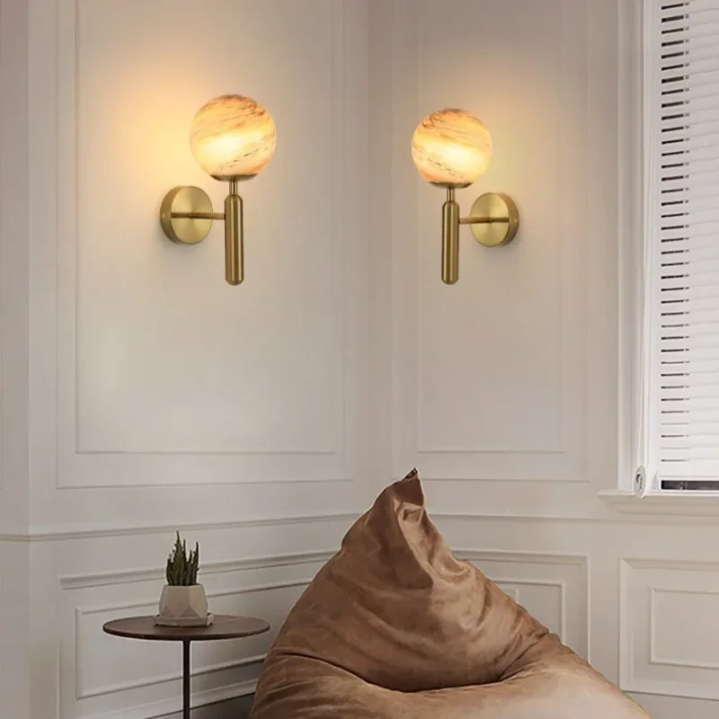 الحديثة الإبداعية كوكب ضوء الشمال غرفة نوم السرير زجاج مزخرف مصباح بسيط شخصية غرفة الطعام حائط الخلفية الخفيفة