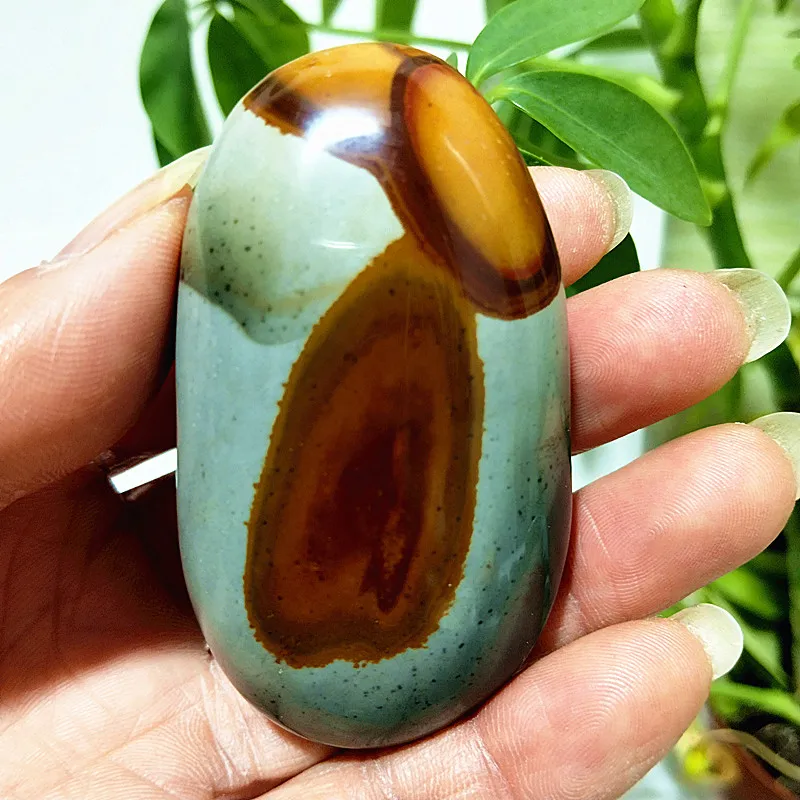 Natural Pretty Ocean Stone  Palm Feng Shui Home Witchcraft Spiritual Meditation Reiki Energy Crystals Room Decoration