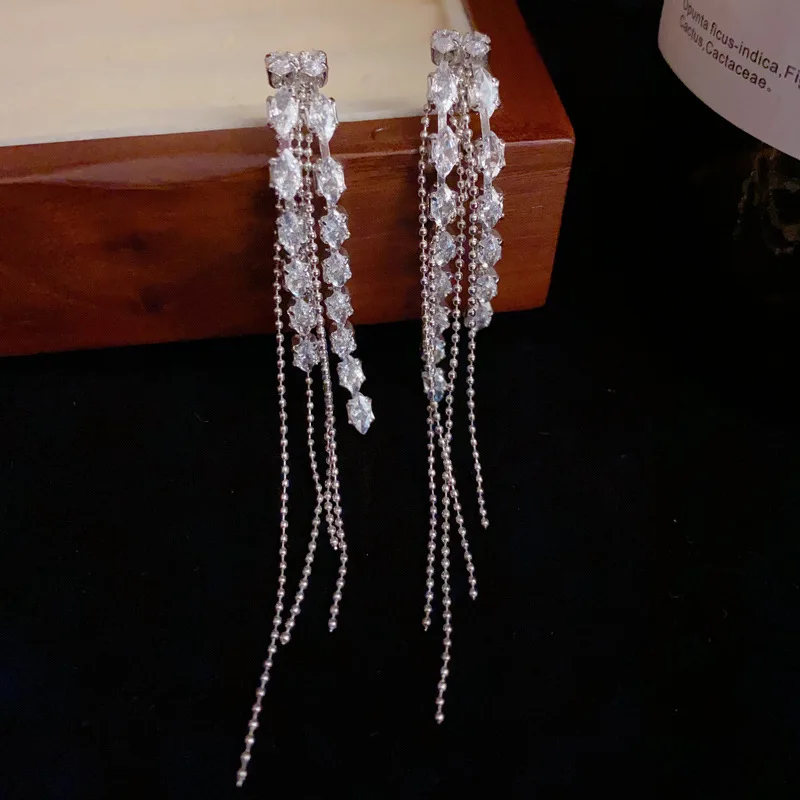 أقراط للسيدات قلادة للنساء نمط طويل أزياء OL الفرنسية الخفيفة الفاخرة الرجعية شرابة القرط #2