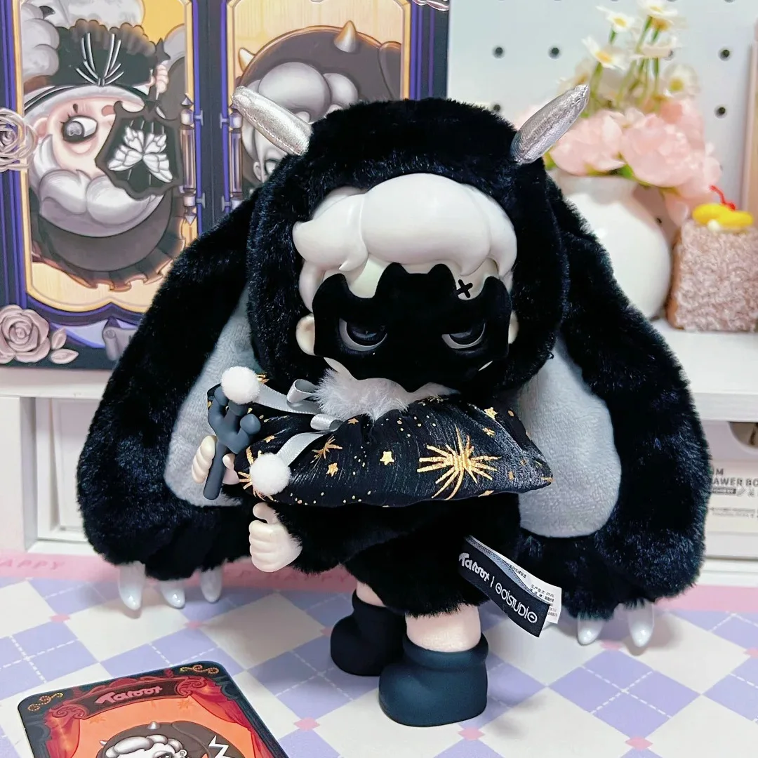 Taroot The False Night Vinyl Blind Box Mystery Toys Hacker Dolls Butterfly Moon Model Great Gift Bag Pendant Collection Midnight