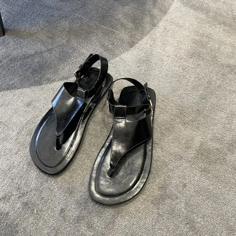 Neuer Stil Flip-Toe Einfache trendige Damen Sommer flache lässige Retro römische Sandalen