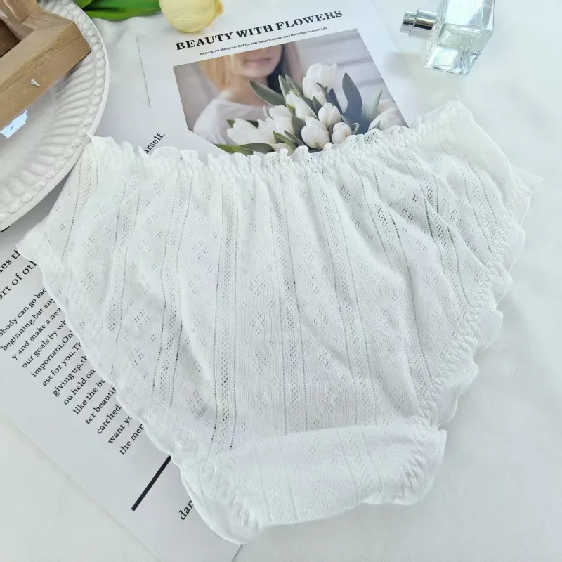 New Sexy Cotton Seamless Panties for Women Middle Waist Female Underwear Cute Lovely Sweety Princess Lingerie Breifs