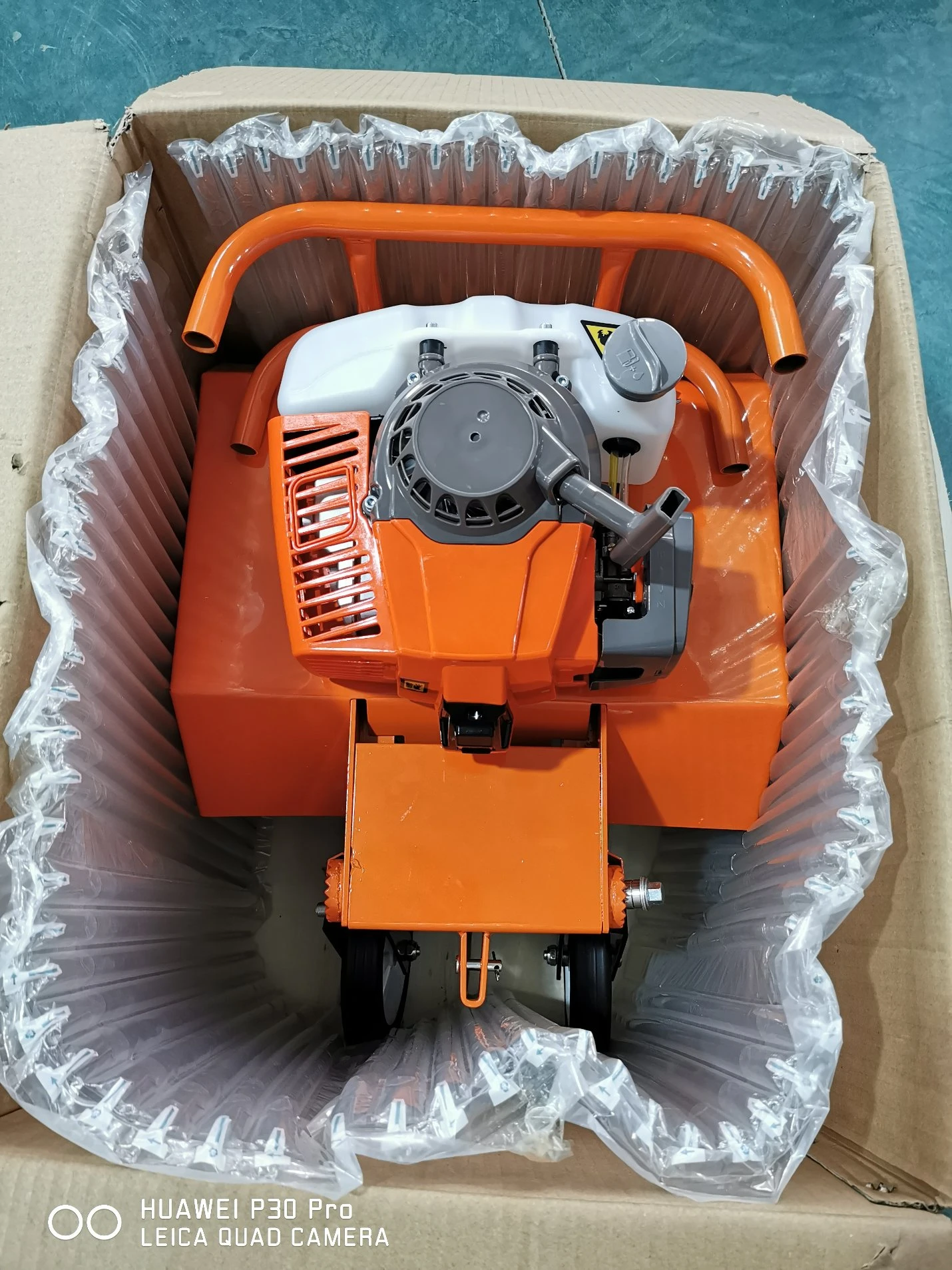 Mini coltivatore di potenza per motozappa 20252 tempi e 4 tempi con componente motore centrale