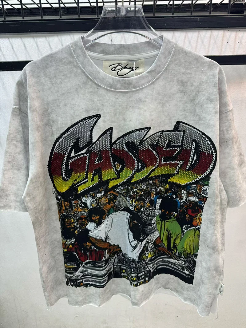 Weißes Acid Wash T-Shirt für Herren mit Strass-DJ-Konzert-Grafik Übergroßes Grunge Baumwoll-Sommer-Y2K-Streetwear-T-Shirt im Vintage-Stil – Detail 1