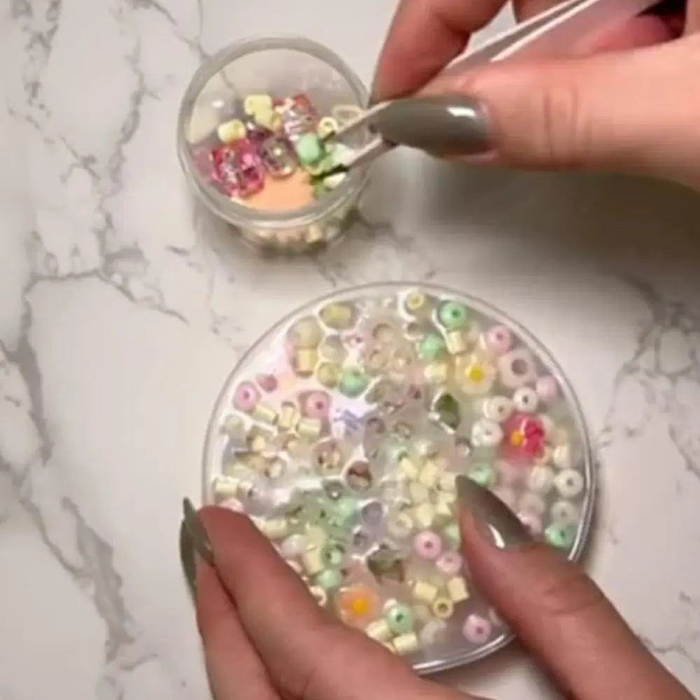 

Silicone Floral Picky Pad Anxiety Toy Pad Sensory Pick Pad Fidget Stress Relief Trichotillomania Decompression Toy for Adults