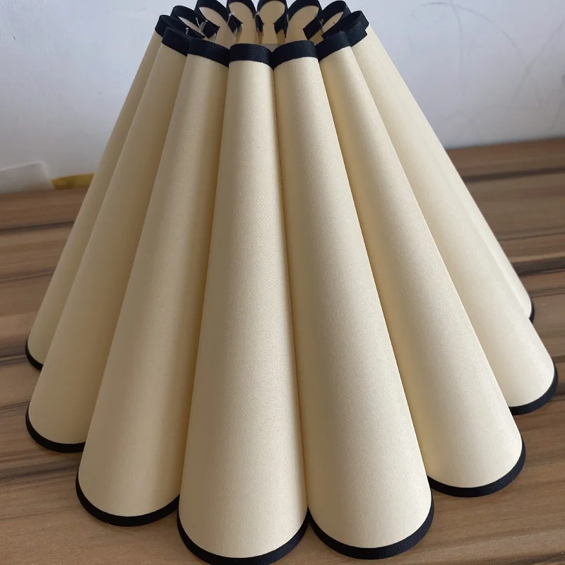 E27 Fabric Petal Lampshade For Table Lamps Floor Lamps Chandeliers Bedside Lamps Ceiling Lamps LED Lamp Shade Replacement