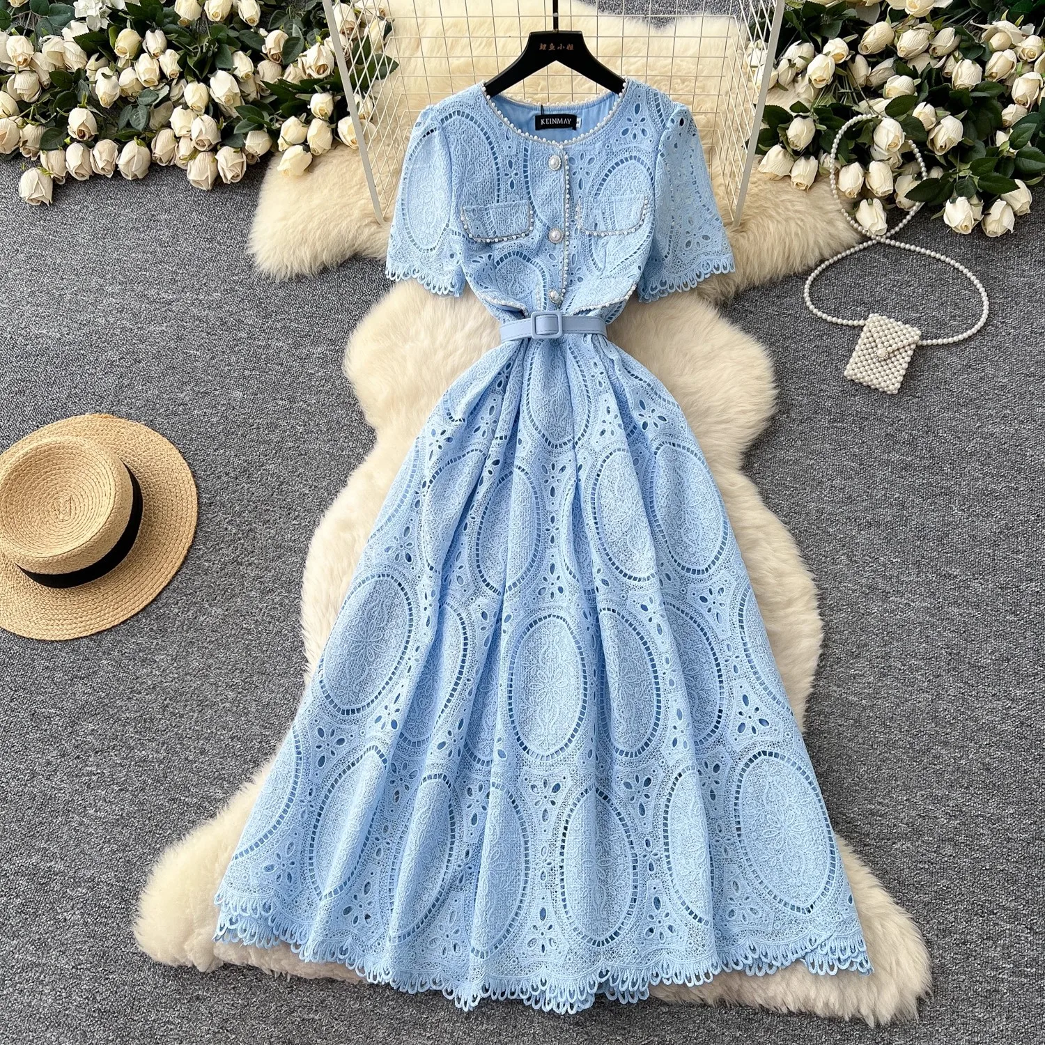 ฤดูร้อนผู้หญิงชุดลูกไม้เย็บปักถักร้อยดอกไม้คริสตัลประดับด้วยลูกปัดปุ่ม Midi ชุดราตรียาวหญิงสีชมพูรันเวย์ Vestidos